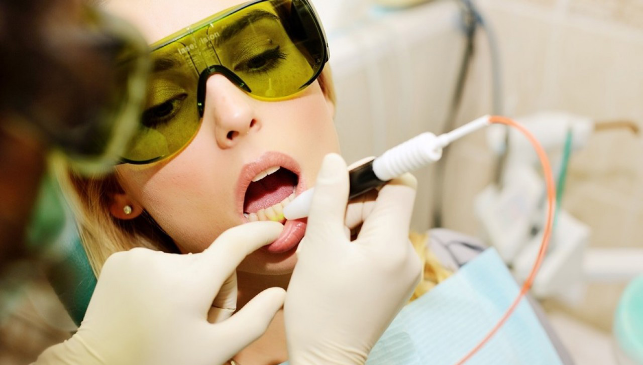 Лазерная стоматология в Москве